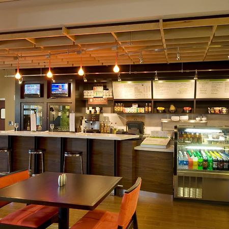 Courtyard By Marriott Atlanta Buford Mall Of Georgia Exteriör bild