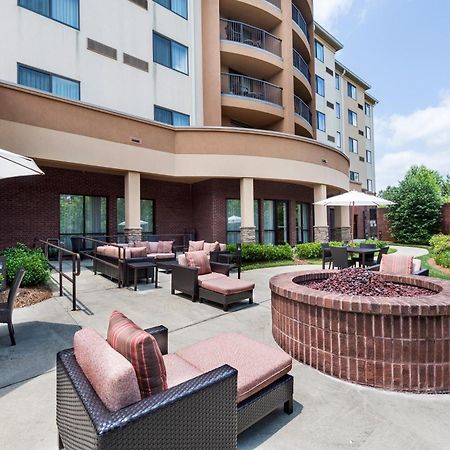 Courtyard By Marriott Atlanta Buford Mall Of Georgia Exteriör bild