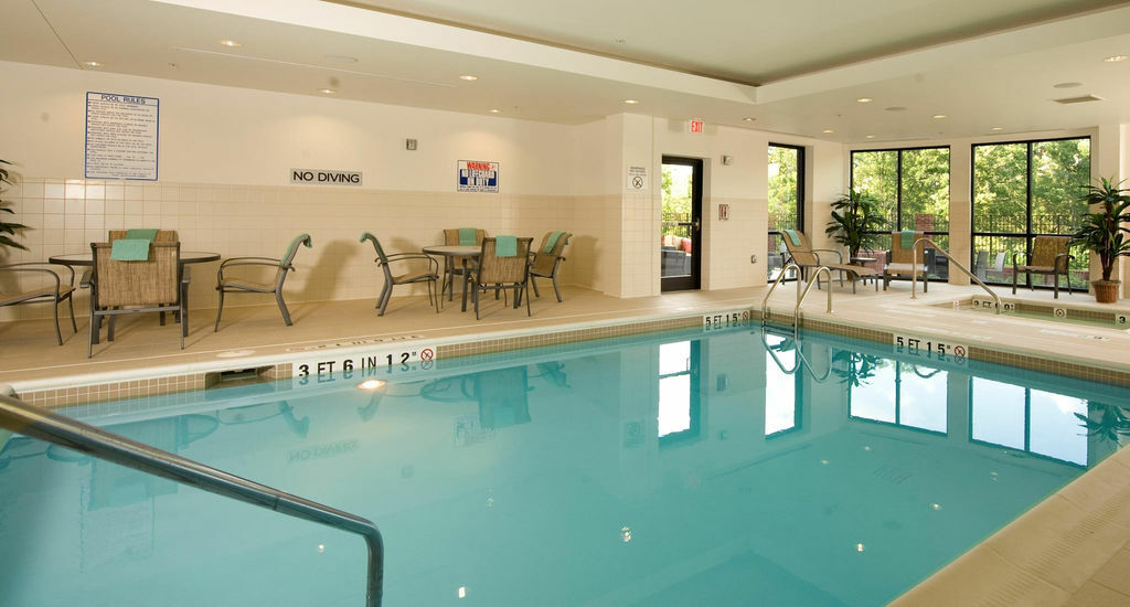 Courtyard By Marriott Atlanta Buford Mall Of Georgia Exteriör bild